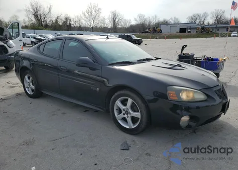 2004 Pontiac Grand Prix Gtp z USA, uszkodzony, nr VIN 2G2WR524541345553